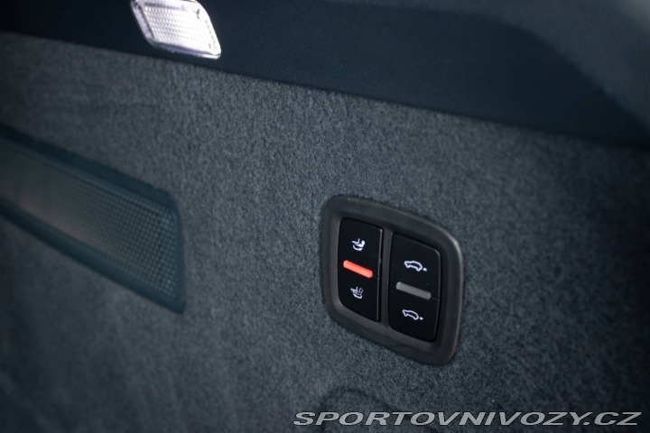 Porsche Cayenne S III 324kw TS8 2021