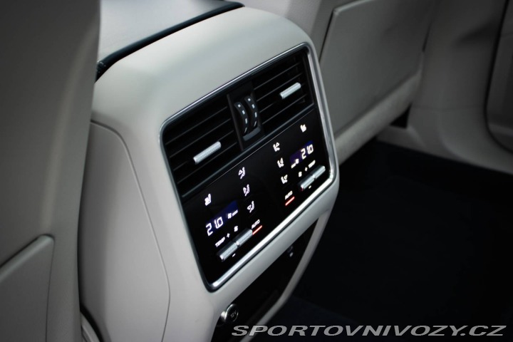 Porsche Cayenne S III 324kw TS8 2021