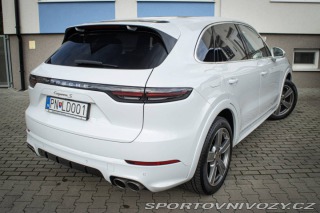 Porsche Cayenne S III 324kw TS8 2021