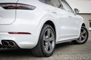Porsche Cayenne S III 324kw TS8 2021