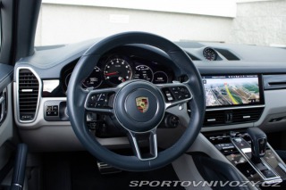 Porsche Cayenne S III 324kw TS8 2021