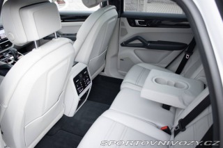Porsche Cayenne S III 324kw TS8 2021