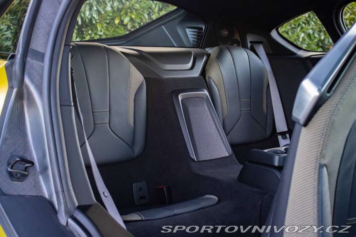BMW i8 Coupe Protonic Frozen Ye 2018