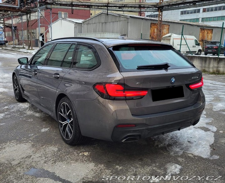 BMW 5 530e xDrive Alvite Grey 2022