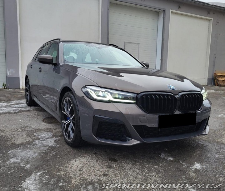 BMW 5 530e xDrive Alvite Grey 2022