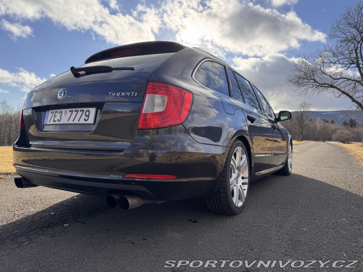 Škoda Superb 2013