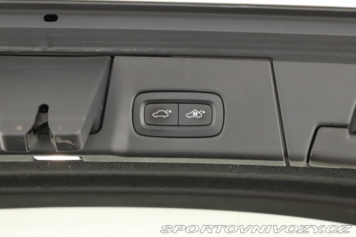Volvo V90 D5 AWD 2017