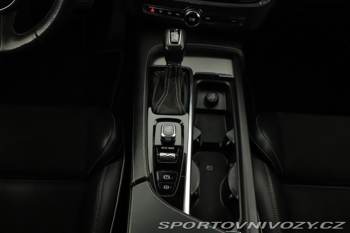Volvo V90 D5 AWD 2017
