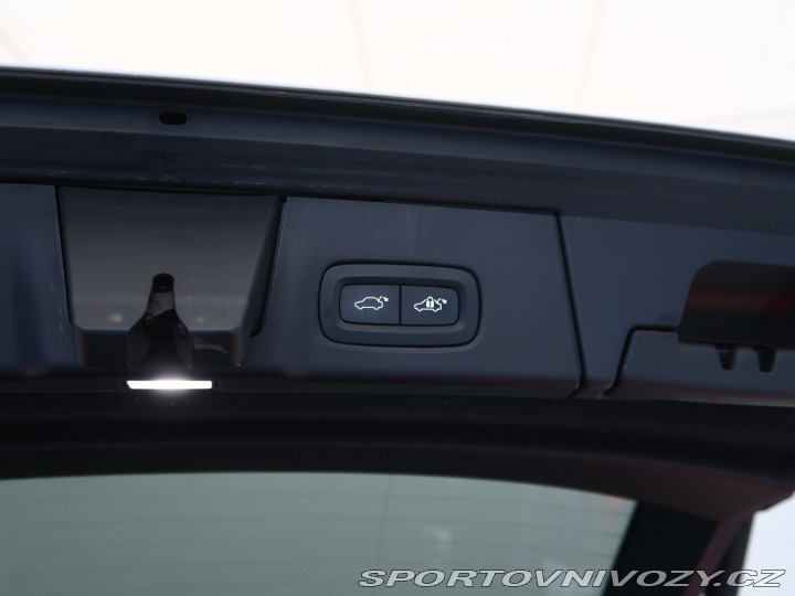 Volvo V90 D5 AWD 2017