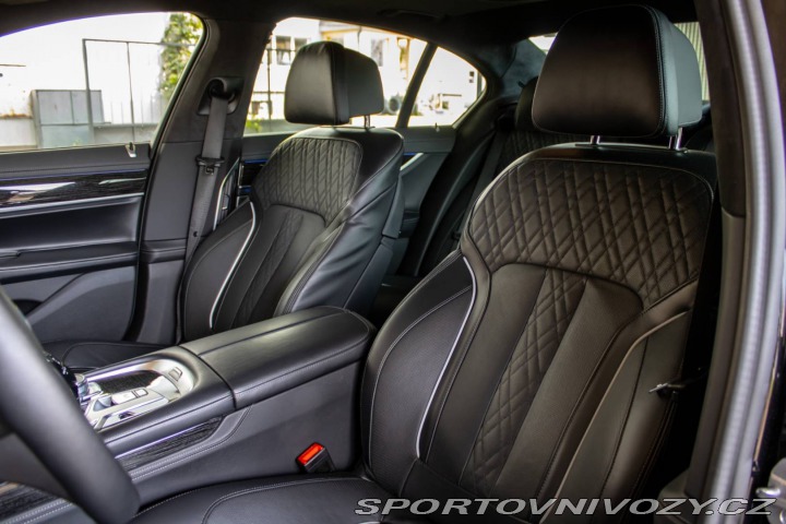 BMW 7 730D nafta+HEV 2022