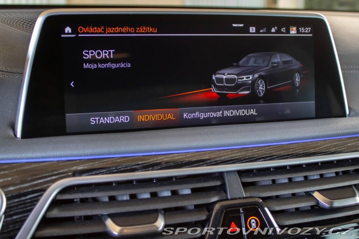 BMW 7 730D nafta+HEV 2022