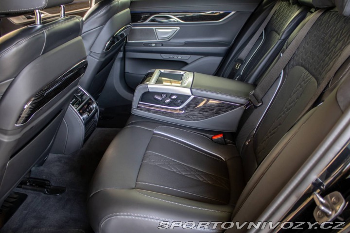 BMW 7 730D nafta+HEV 2022