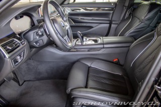 BMW 7 730D nafta+HEV 2022