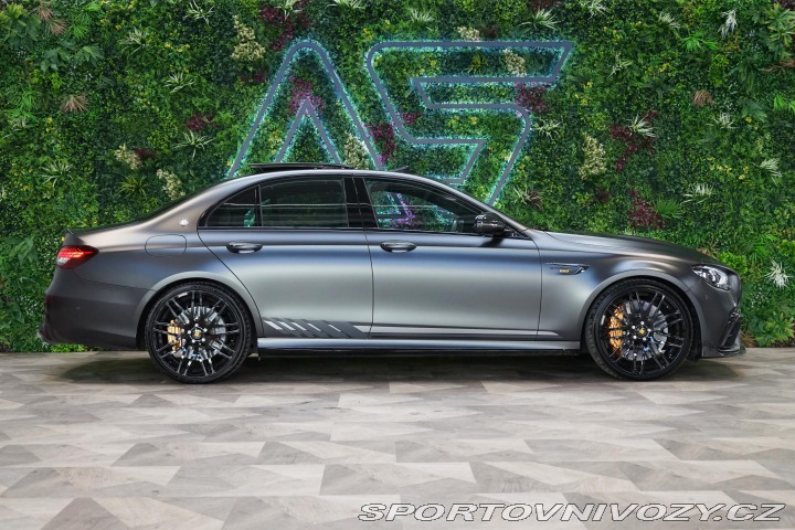 Mercedes-Benz E Brabus 800 4M Final-Editi 2023