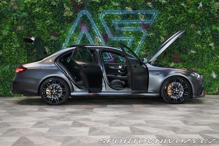 Mercedes-Benz E Brabus 800 4M Final-Editi 2023