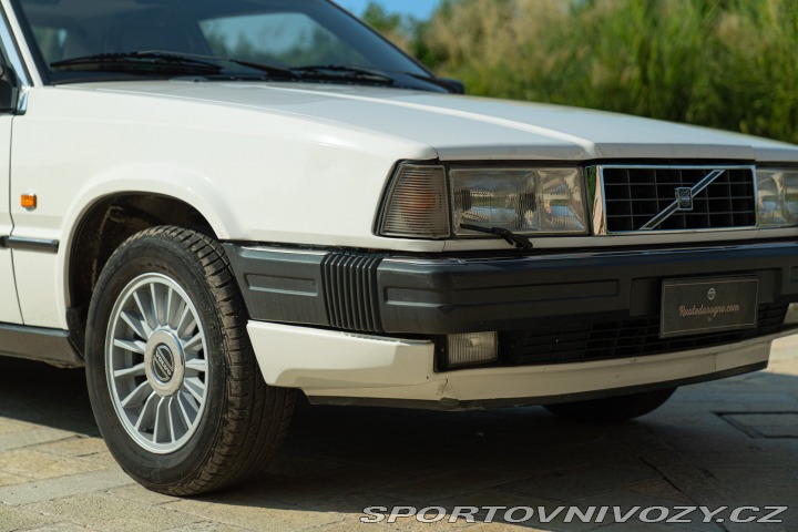 Volvo Ostatní modely 780 Coupé TURBO BERTONE 1986