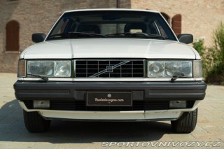 Volvo Ostatní modely 780 Coupé TURBO BERTONE 1986