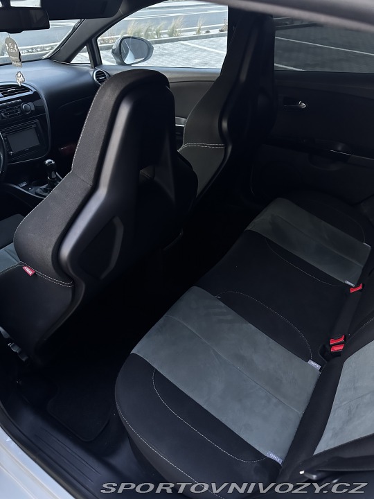 Seat Leon Cupra R 2010