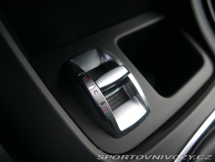 Alfa Romeo Giulietta 1,75 TBi Q.V. REZERVACE 2012