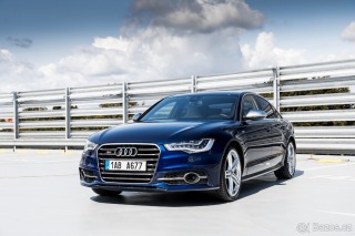 Audi S6 