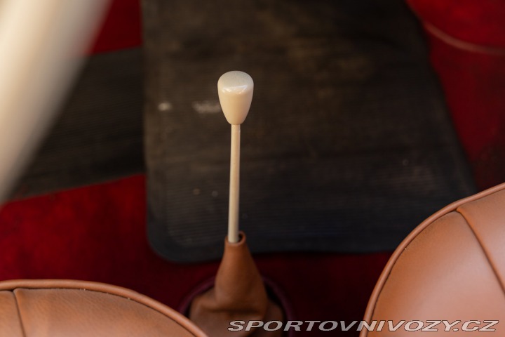 Renault Ostatní modely 4 CV Décapotable 1957