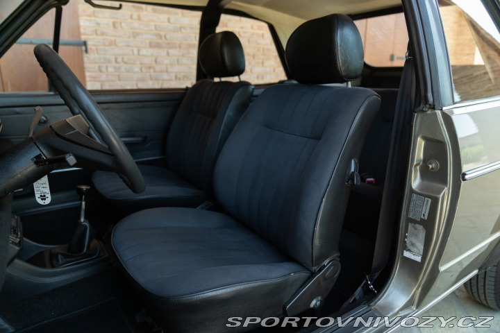 Volkswagen Golf MK1 CABRIOLET 1980