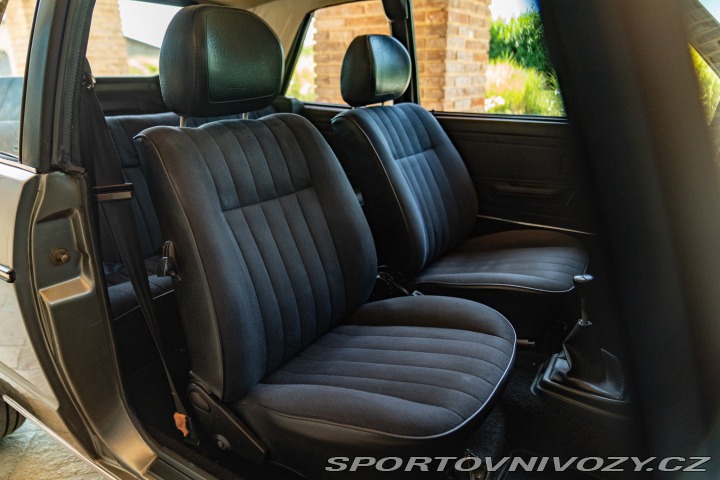 Volkswagen Golf MK1 CABRIOLET 1980