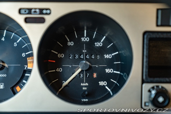 Volkswagen Golf MK1 CABRIOLET 1980