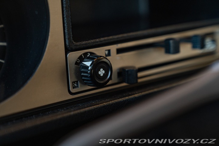 Volkswagen Golf MK1 CABRIOLET 1980