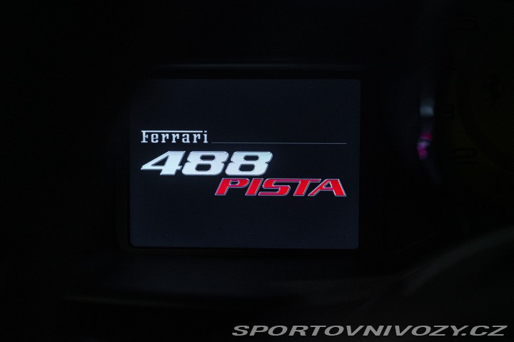 Ferrari 488 PISTA 2019