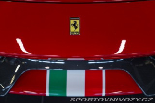 Ferrari 488 PISTA 2019