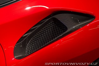 Ferrari 488 PISTA 2019