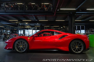 Ferrari 488 PISTA 2019