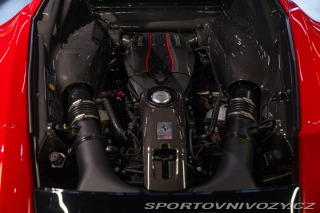 Ferrari 488 PISTA 2019
