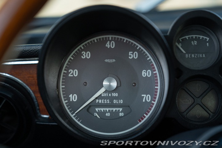 Alfa Romeo GT 2000 VELOCE replica GTAM 1973