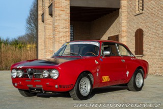 Alfa Romeo GT 2000 VELOCE replica GTAM 1973