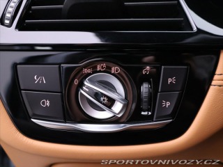BMW 5 4,4 M550i xDrive 390kW AT 2020