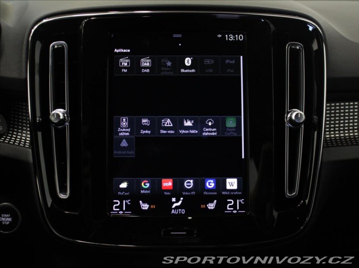 Volvo Ostatní modely XC40 2,0 B4 R-Design H/K BLIS 2021