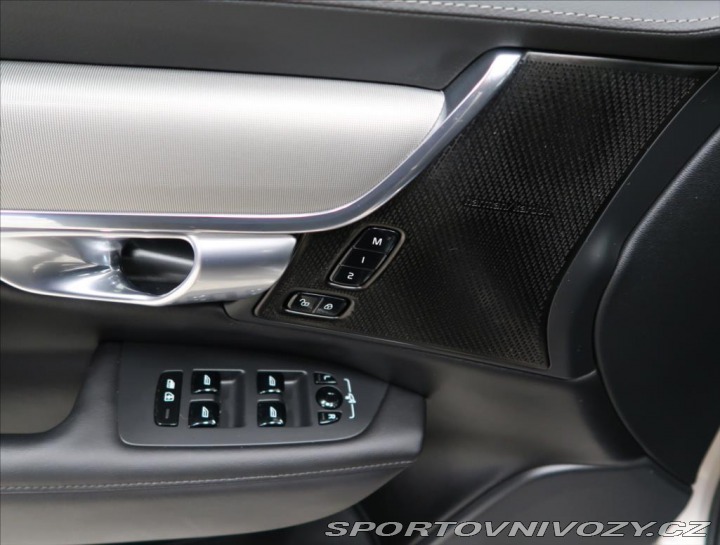 Volvo V90 2,0 B5 AWD AUT Plus Dark 2023