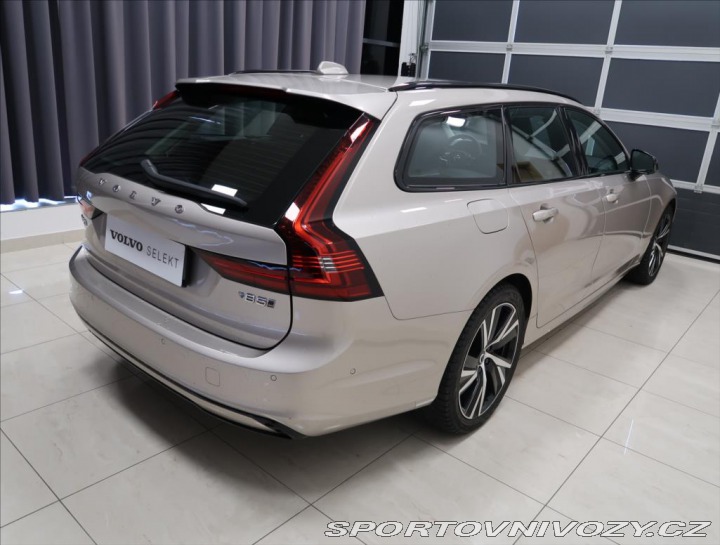 Volvo V90 2,0 B5 AWD AUT Plus Dark 2023