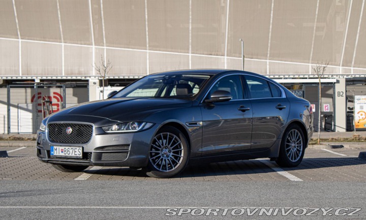 Jaguar XE 2.0 I4D Prestige AT 2017