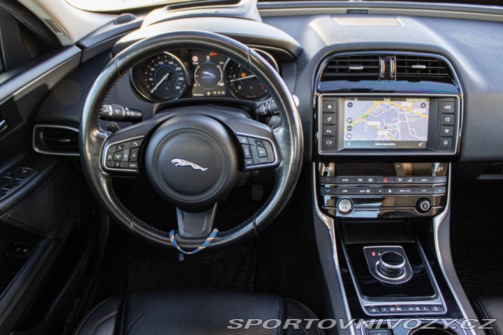 Jaguar XE 2.0 I4D Prestige AT 2017