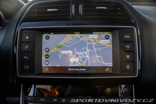 Jaguar XE 2.0 I4D Prestige AT 2017