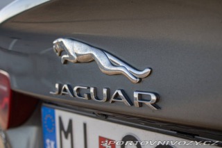 Jaguar XE 2.0 I4D Prestige AT 2017