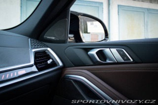 BMW X6 xDrive M60i - ZÁRUKA, BE 2024