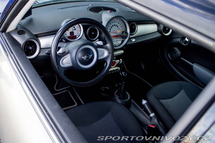 Mini Cooper 1.6i 118PS AT 2007