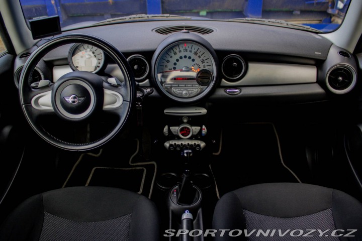 Mini Cooper 1.6i 118PS AT 2007