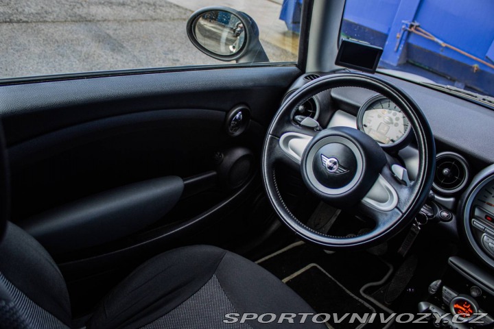 Mini Cooper 1.6i 118PS AT 2007