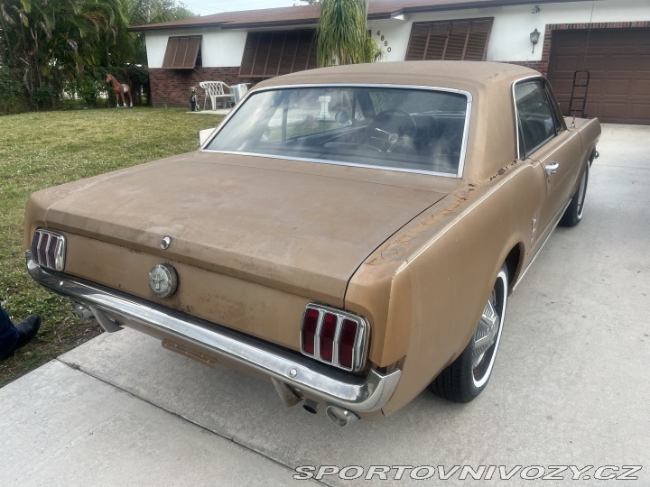Ford Mustang V8 coupe 1964