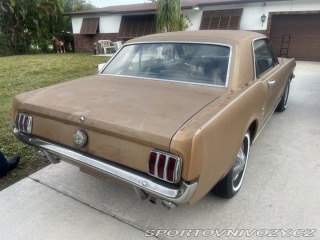 Ford Mustang V8 coupe 1964
